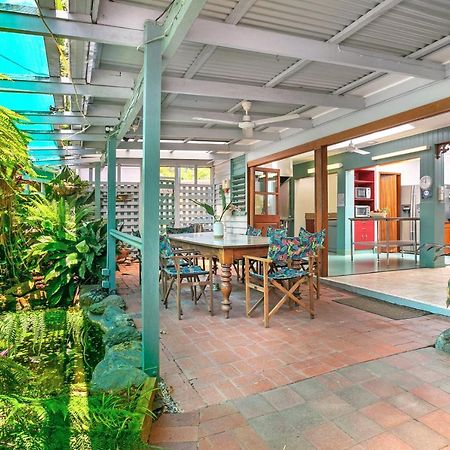 Lilybank Guest House Cairns Exterior photo