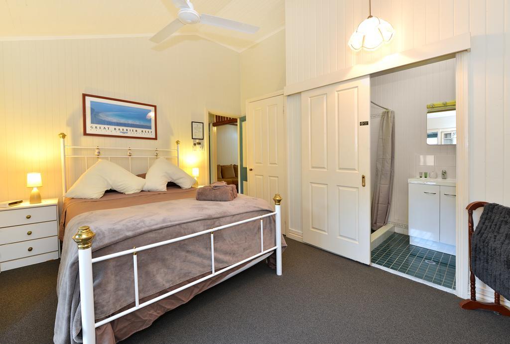 Lilybank Guest House Cairns Room photo