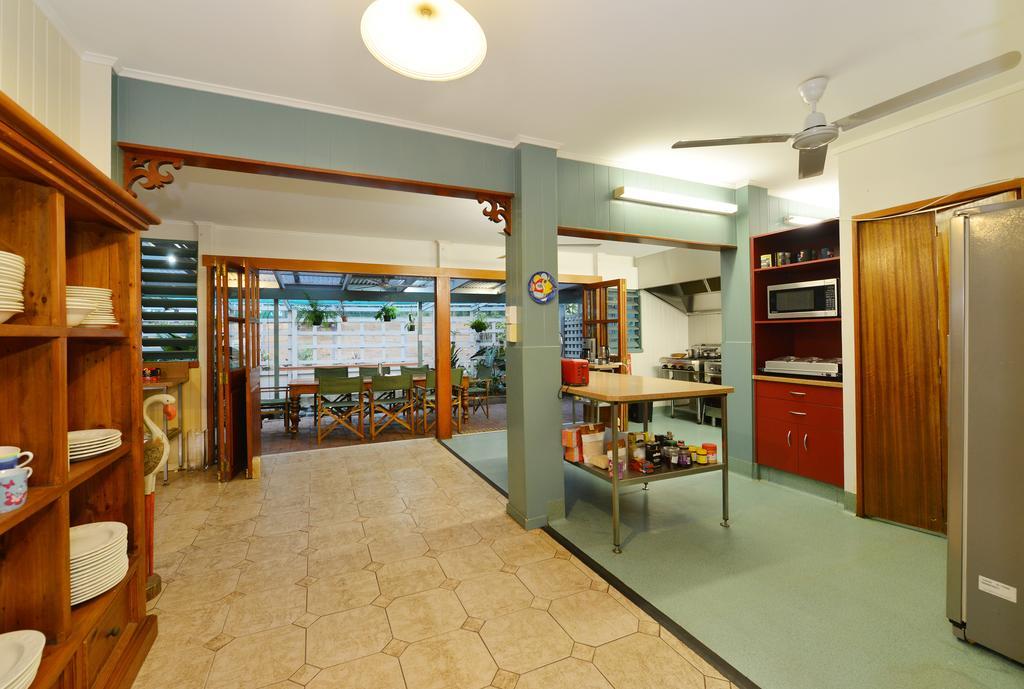 Lilybank Guest House Cairns Exterior photo